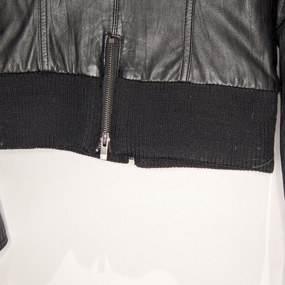 Women's Hooded 100% Lamb Black Leather Jacket - Picture 4 of 6